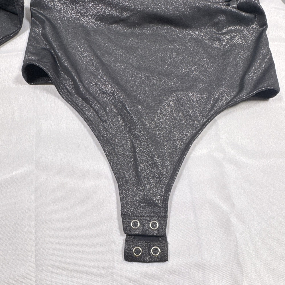 Express Body Contour Solid Gray Long Sleeve Snap Closure Bodysuit XS - Picture 3 of 4